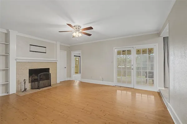 $2,595 | 3200 Hickory Court, Bedford, TX 76021
