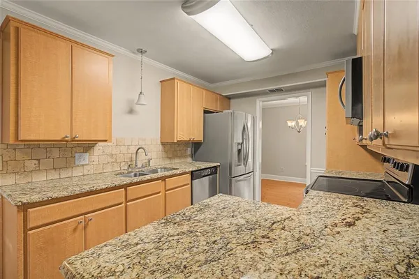 $2,595 | 3200 Hickory Court, Bedford, TX 76021