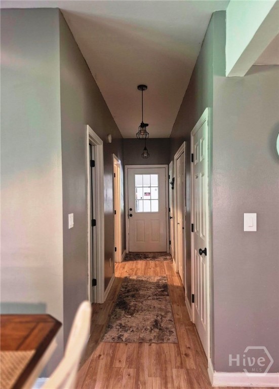 453 Borders Road Commerce, GA 30530 - Photo 25 of 54 Hallway goes to Garage Entry