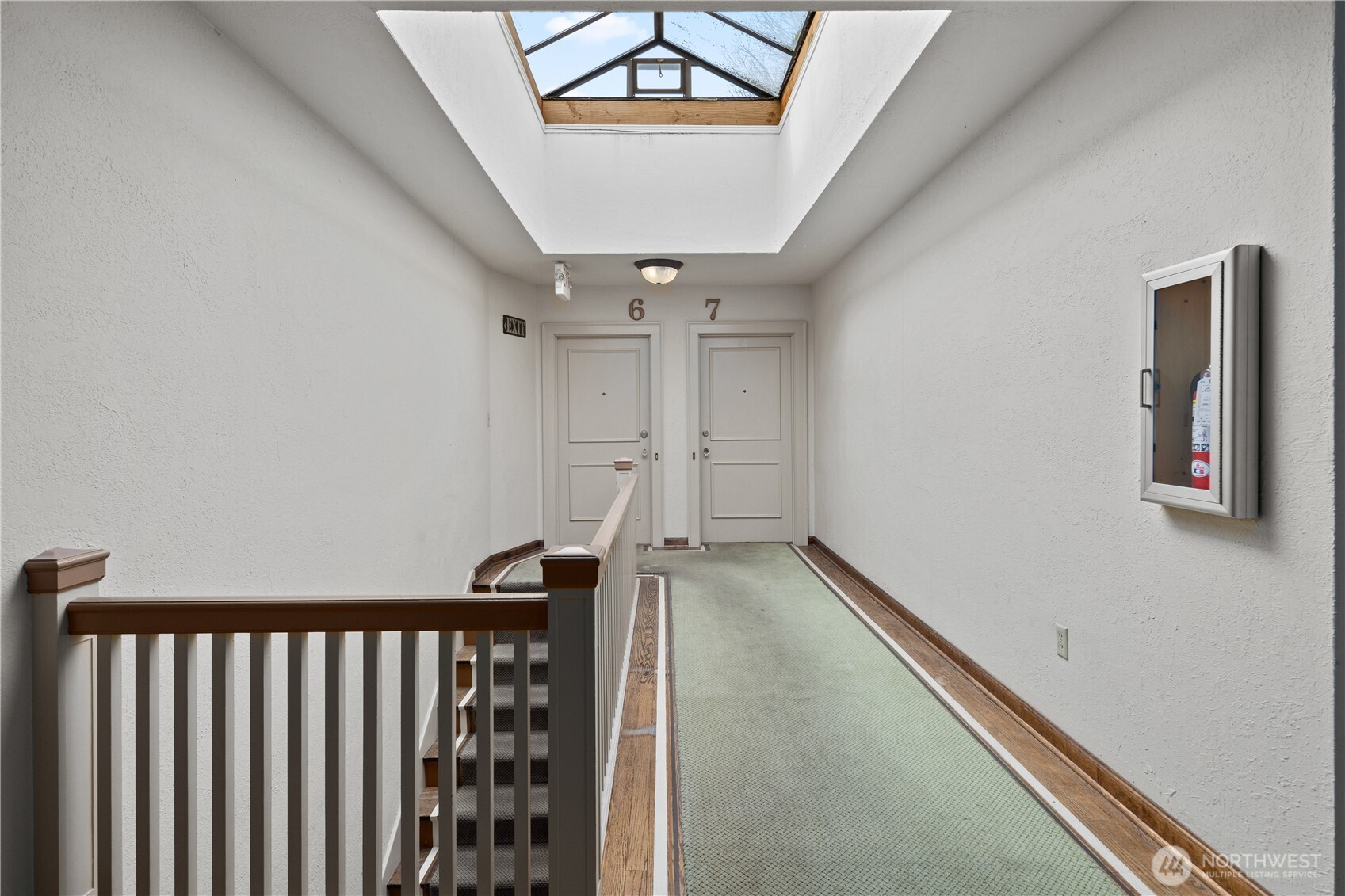 741 Federal Avenue East Seattle, WA 98102 - Photo 11 of 21 a view of a hallway with entryway