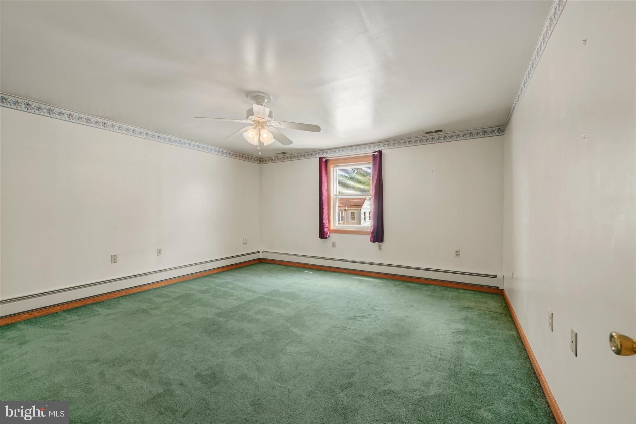 7848 Oakdale Avenue Rosedale, MD 21237 - Photo 22 of 46 wooden floor in an empty room