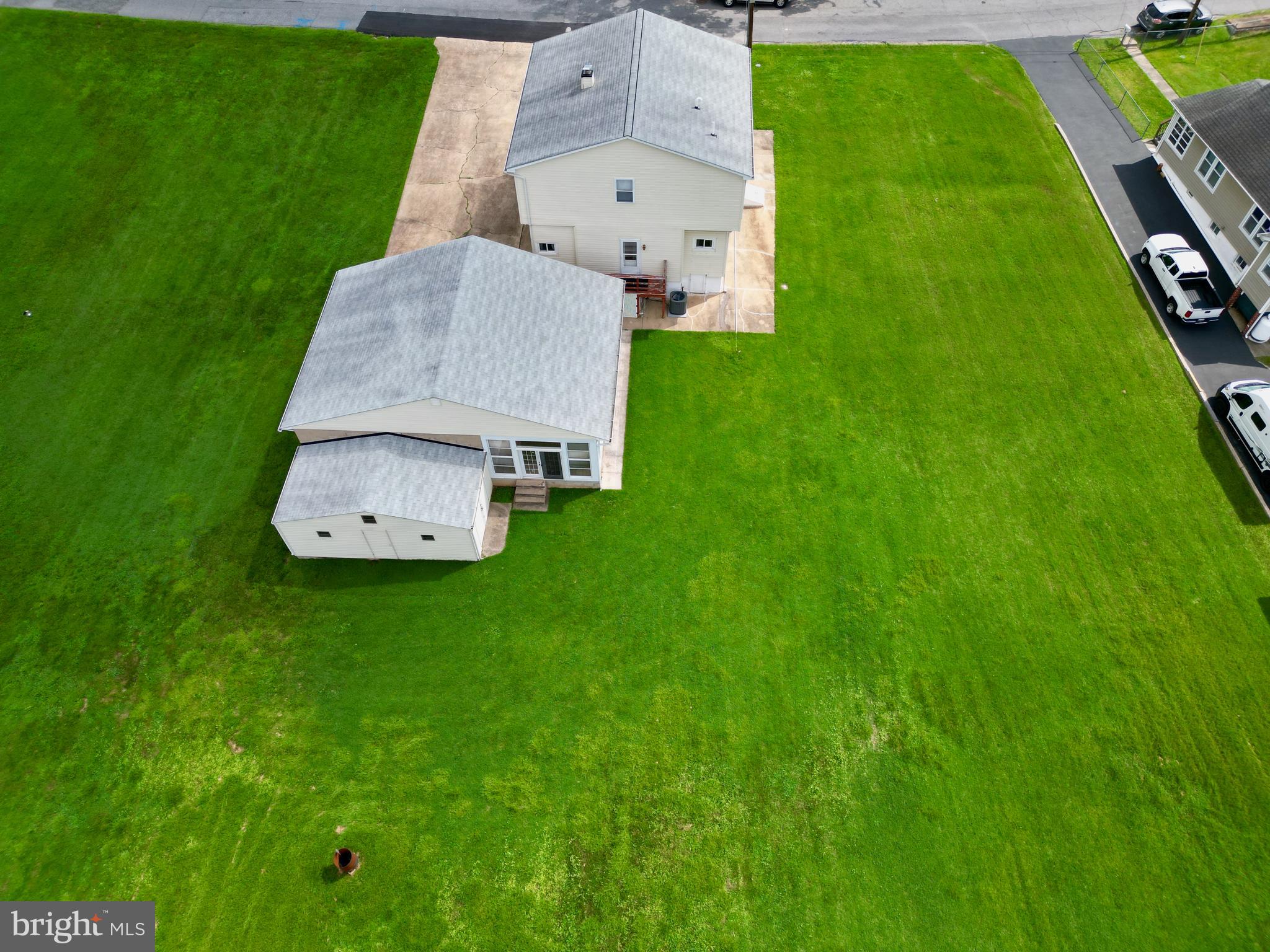 7848 Oakdale Avenue Rosedale, MD 21237 - Photo 45 of 46 an aerial view of a house