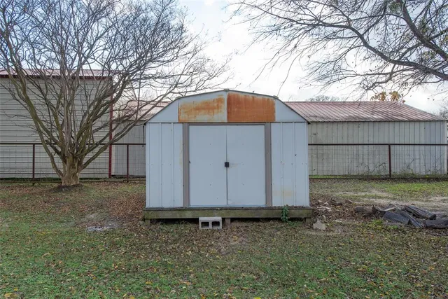 $160,000 | 8400 Lady Bird, Kemp, TX 75143