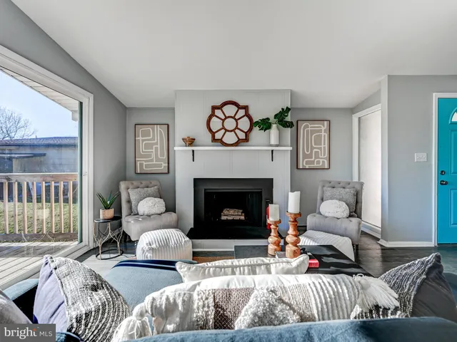 $364,900 | 1005 Parkvalley Court, Baltimore, MD 21208