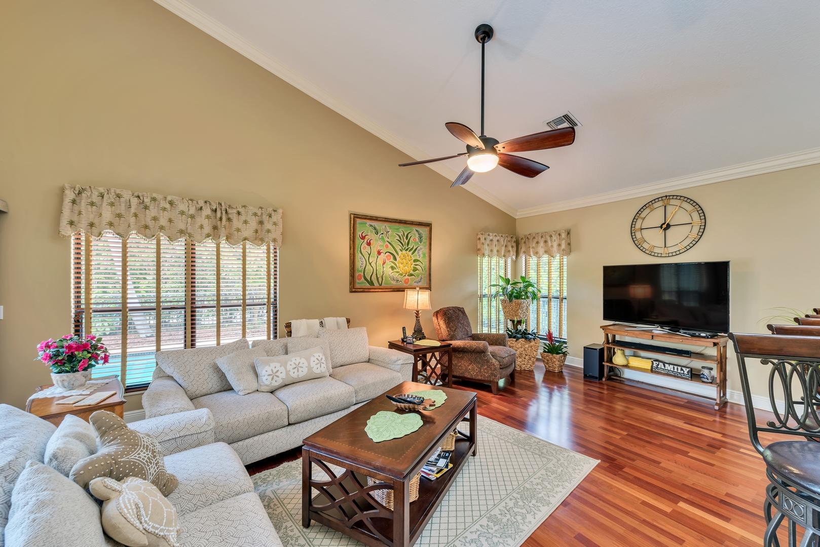 4635 Northwest 26th Avenue Boca Raton, FL 33434 - Photo 11 of 41 Family Room