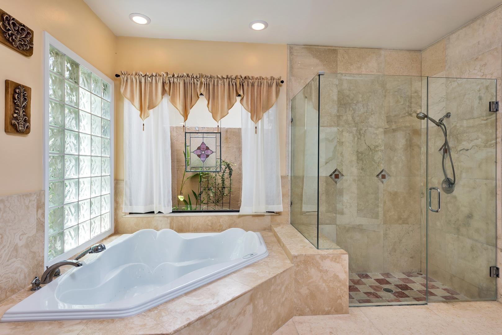 4635 Northwest 26th Avenue Boca Raton, FL 33434 - Photo 19 of 41 Master Bath Jetted Tub