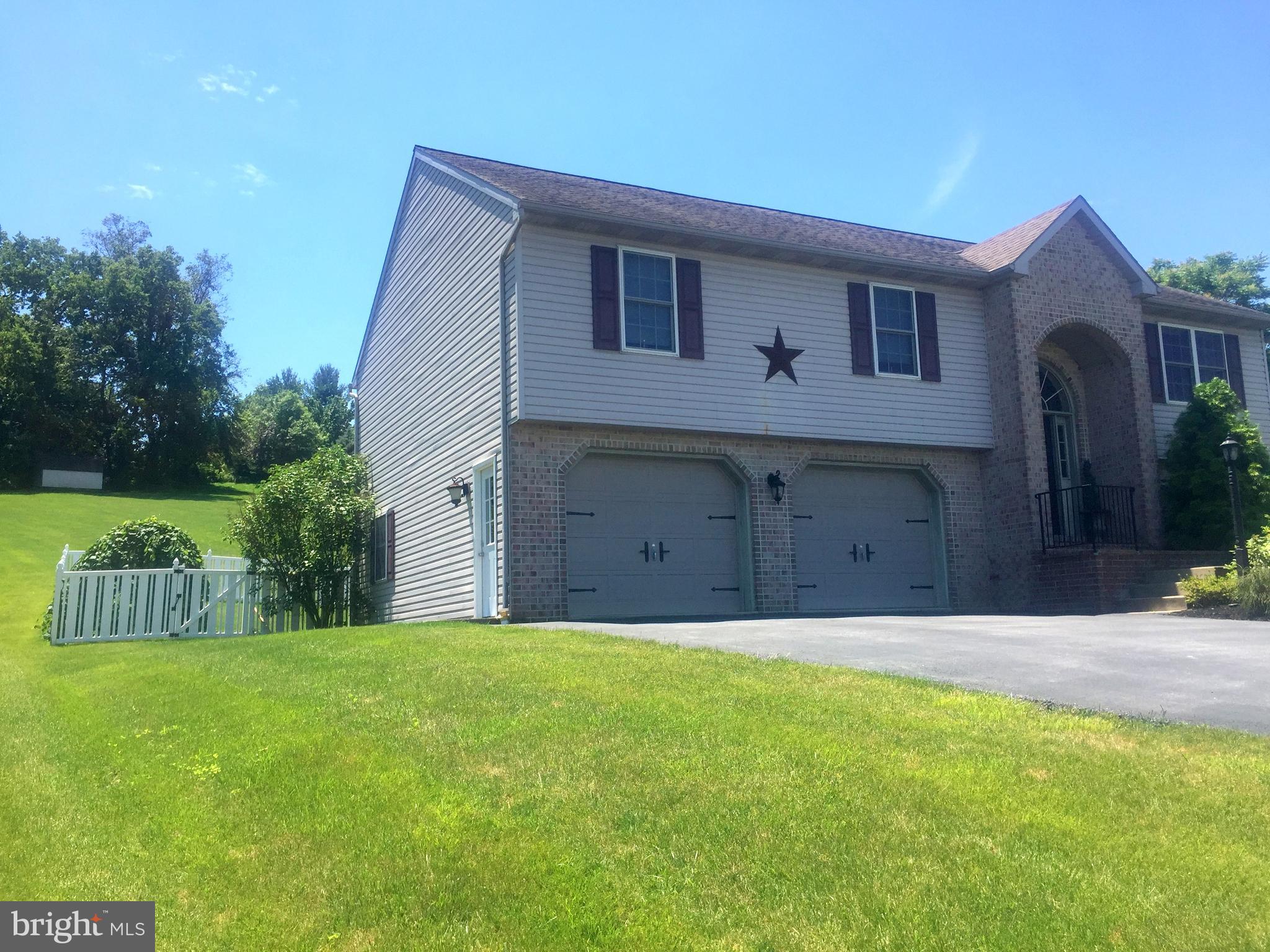 720 Fairview Road Mount Joy, PA 17552 - Photo 2 of 36 Gallery Image 2