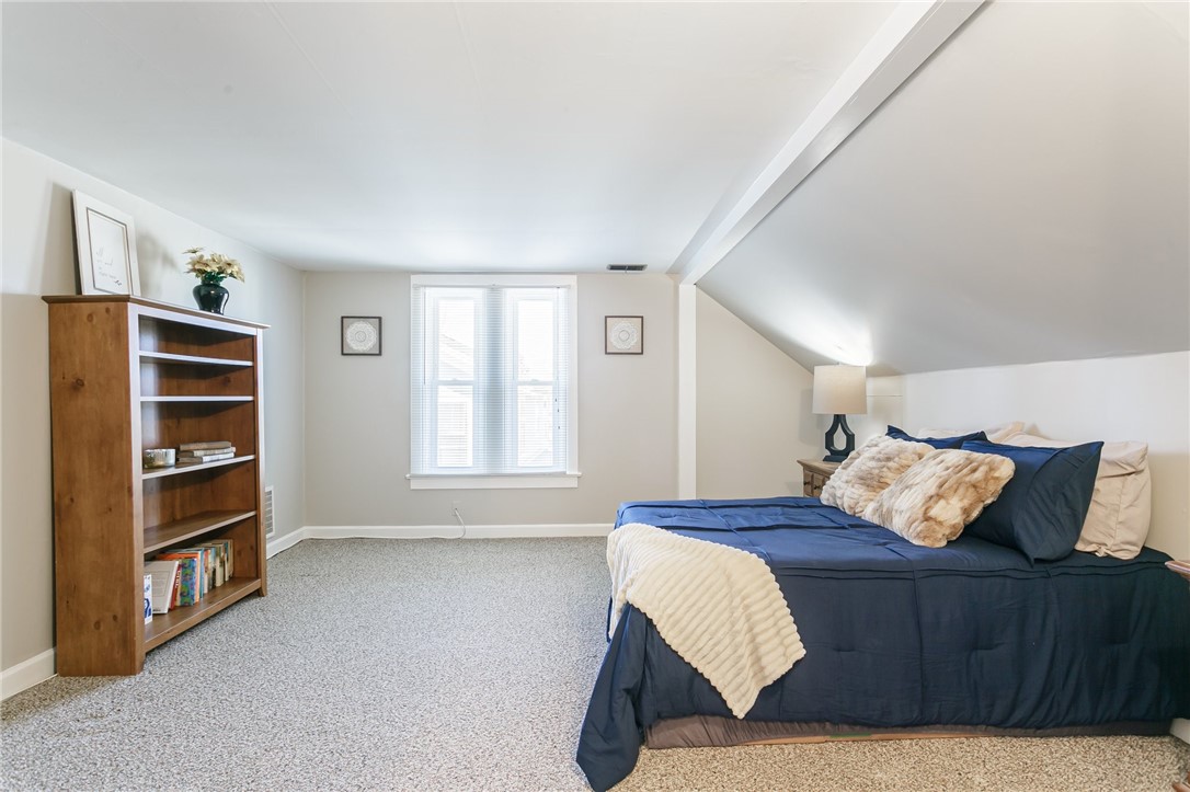 320 Prospect Drive Palmyra, NY 14522 - Photo 15 of 27 2nd floor bedroom