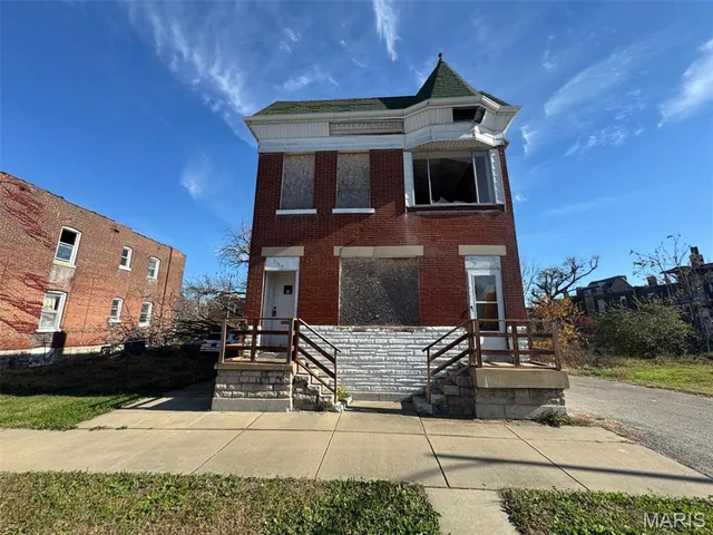 $29,900 | 1150 Walton Avenue, St. Louis, MO 63113