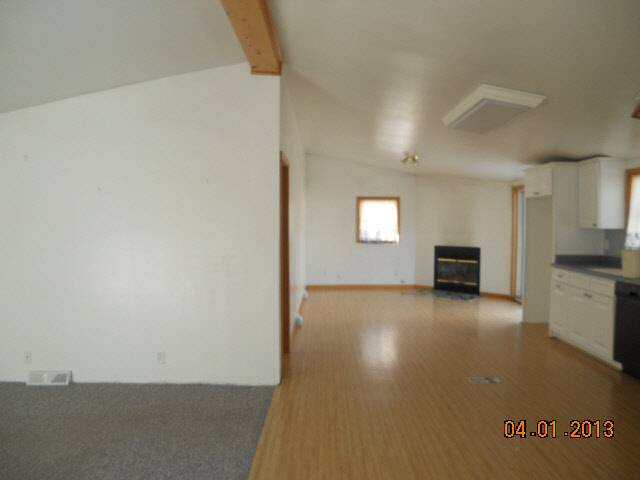 13220 Nichols Road Burt, MI 48417 - Photo 4 of 10 20372041-3.JPG