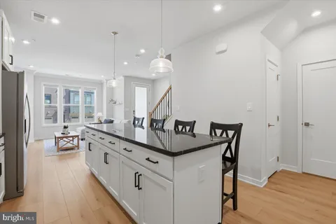 $615,000 | 4744 Tatum Mill Way, Unit 509, Chantilly, VA 20151