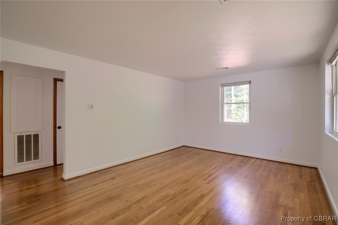 1155 Pine Hall Road Mathews, VA 23109 - Photo 9 of 17 Living Room
