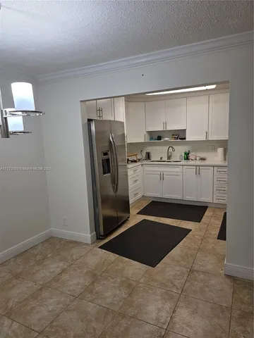 $1,900 | 1811 Jefferson Street, Unit 501, Hollywood, FL 33020