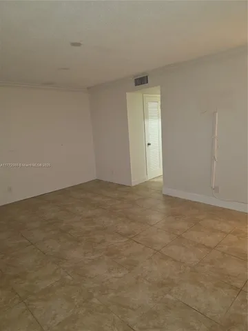 $1,900 | 1811 Jefferson Street, Unit 501, Hollywood, FL 33020