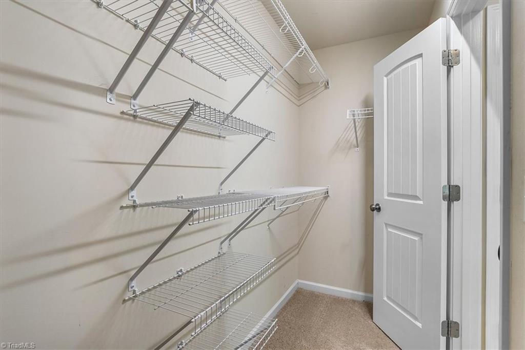 3887 Copperfield Court High Point, NC 27282 - Photo 25 of 44