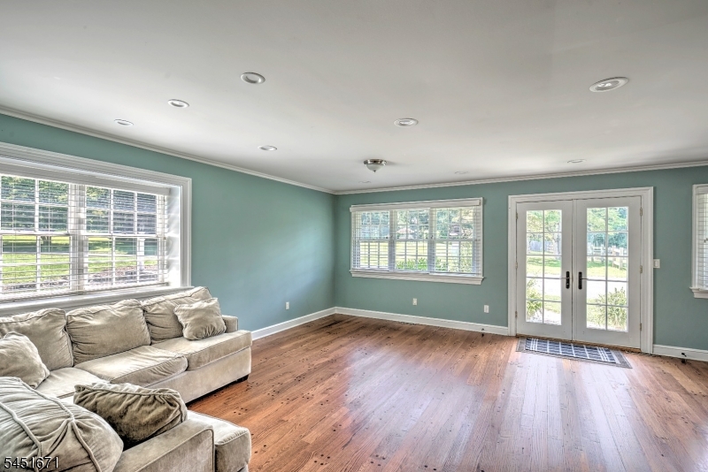 5 Scarlet Oak Road Califon, NJ 07830 - Photo 27 of 50 Gallery Image 27