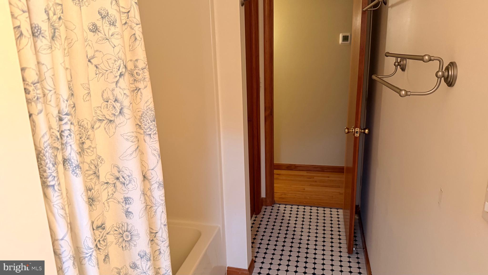 3869 Midstate Road Felton, DE 19943 - Photo 33 of 37 a bathroom with a shower