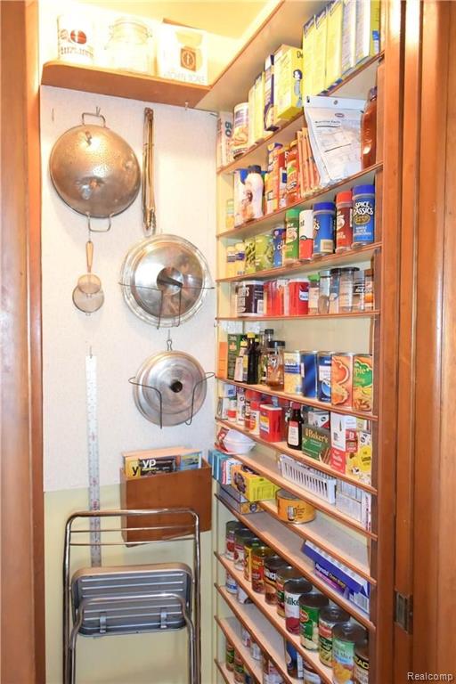 17282 Inkster Road Romulus, MI 48174 - Photo 15 of 30