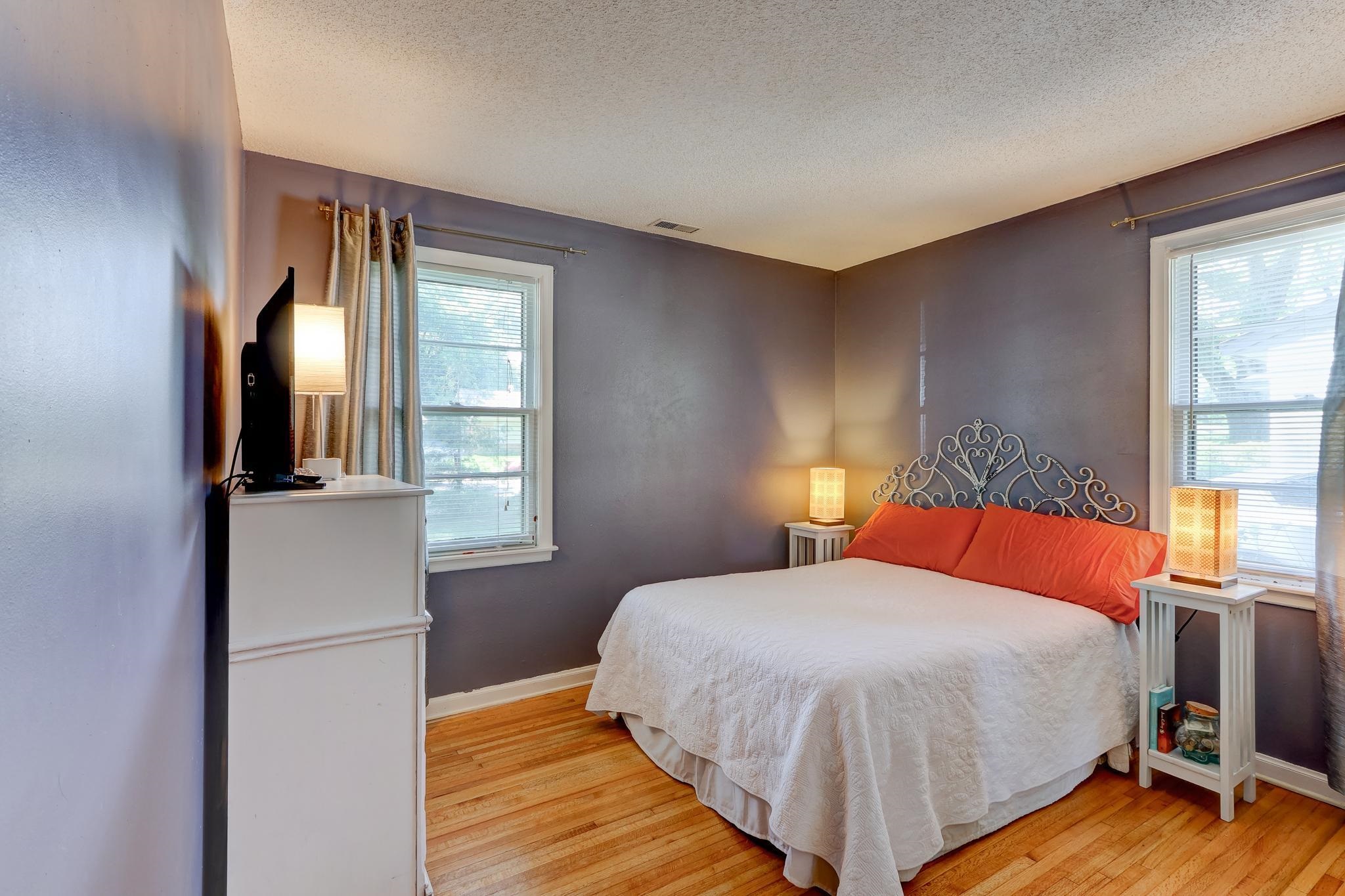 1524 Flamingo Road Memphis, TN 38117 - Photo 14 of 20 a bedroom with a bed and a window