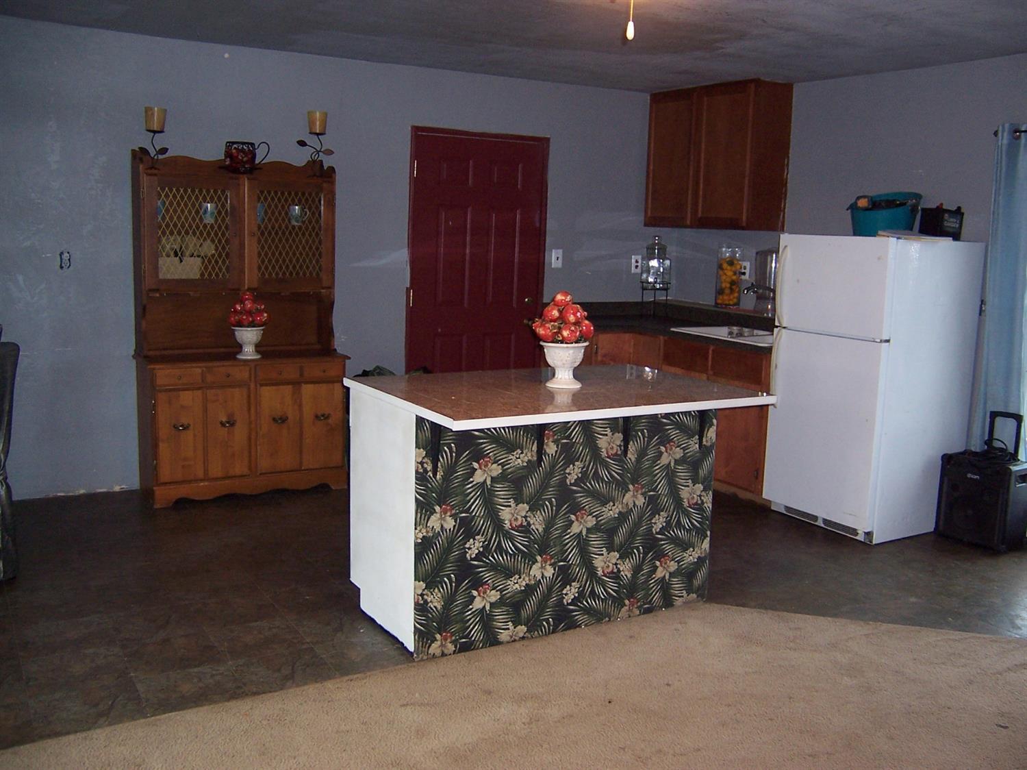 441 Bigham Brown Road Eagle Point, OR 97524 - Photo 24 of 27 Guest Studio - Kitchenette