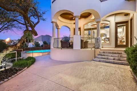 $1,195,000 | 1106 Sledge Drive, Austin, TX 78734