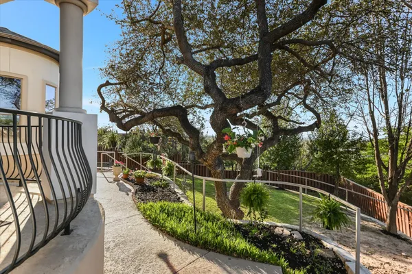 $1,195,000 | 1106 Sledge Drive, Austin, TX 78734