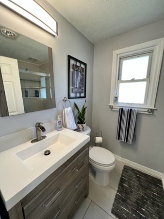 245 Rosewell Street Springfield, MA 01109 - Photo 11 of 20 Gallery Image 11