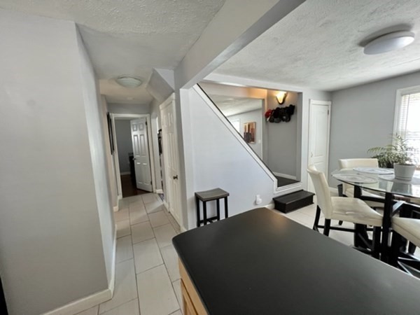 245 Rosewell Street Springfield, MA 01109 - Photo 14 of 20 Gallery Image 14