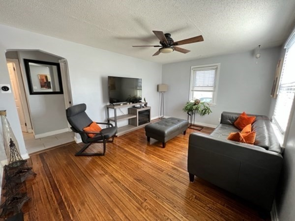 245 Rosewell Street Springfield, MA 01109 - Photo 5 of 20 Gallery Image 5