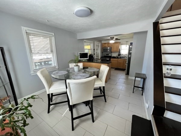245 Rosewell Street Springfield, MA 01109 - Photo 7 of 20 Gallery Image 7