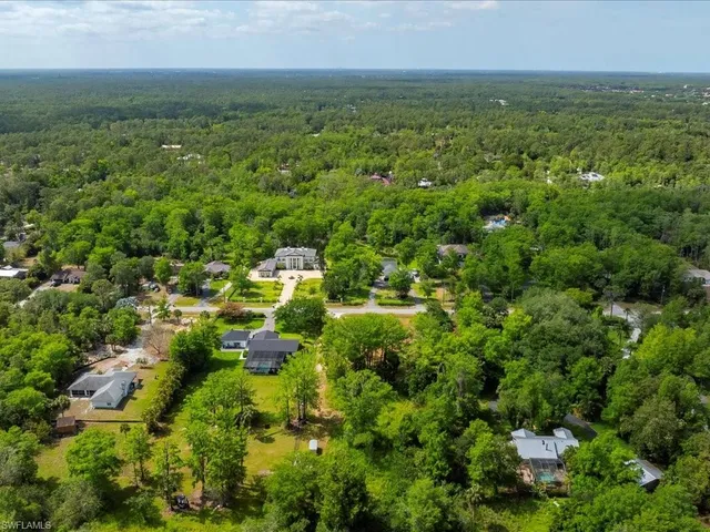 $2,600,000 | 5245 Cherry Wood Drive, Naples, FL 34119