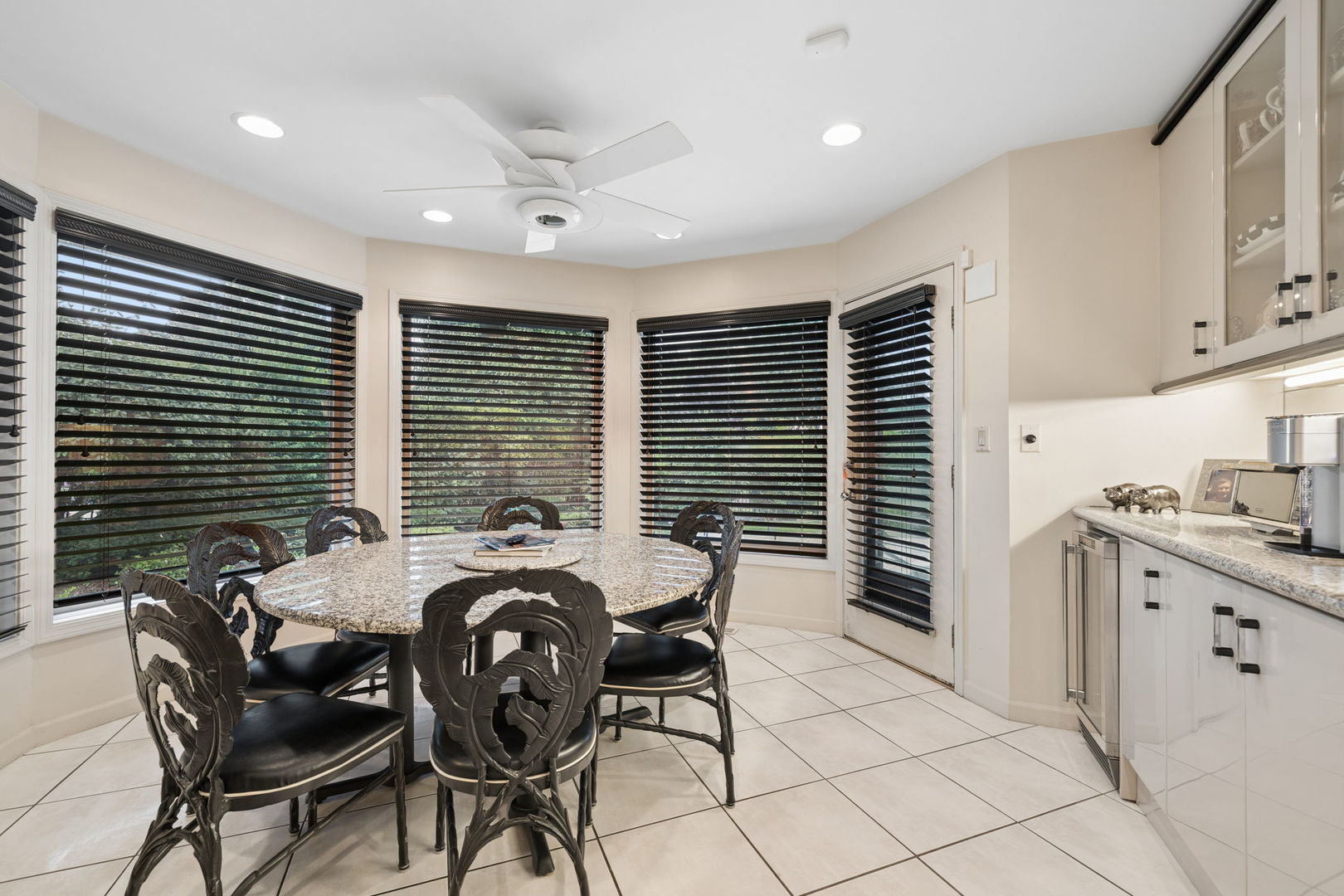 3639 Pebble Beach Road Northbrook, IL 60062 - Photo 14 of 53