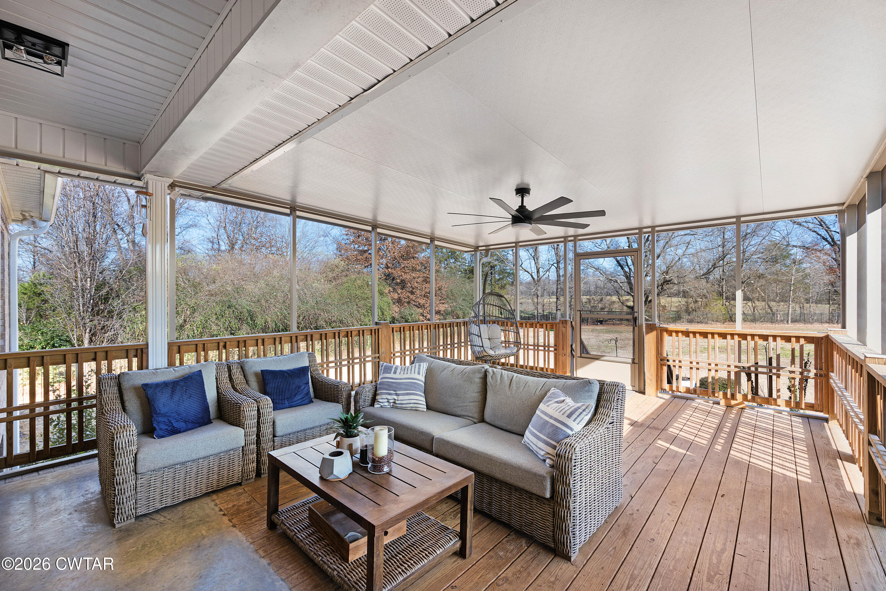 171 Pasture Road Lexington, TN 38351 - Photo 5 of 23 EN4A4154-