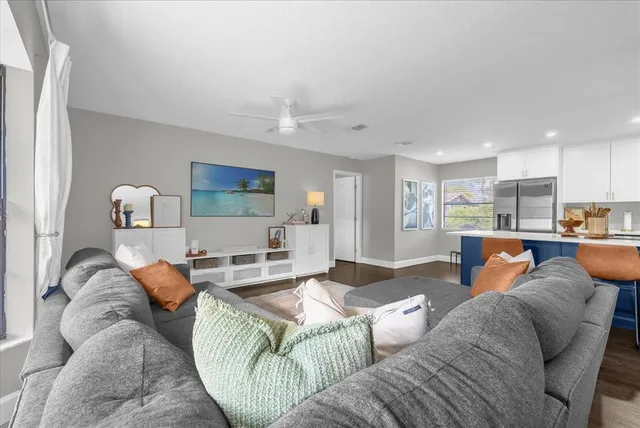 $474,900 | 1571 Garda Avenue, Lake Mary, FL 32746