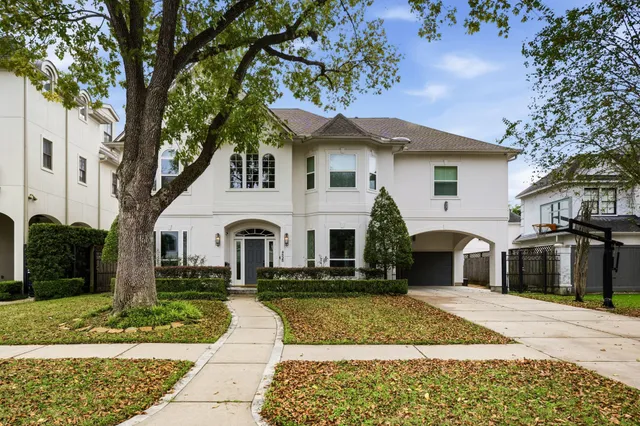 $1,799,000 | 4525 Braeburn Drive, Bellaire, TX 77401