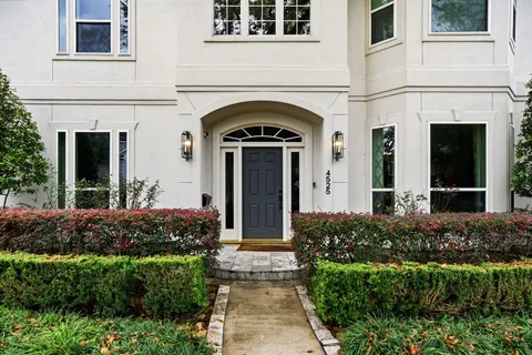 $1,799,000 | 4525 Braeburn Drive, Bellaire, TX 77401