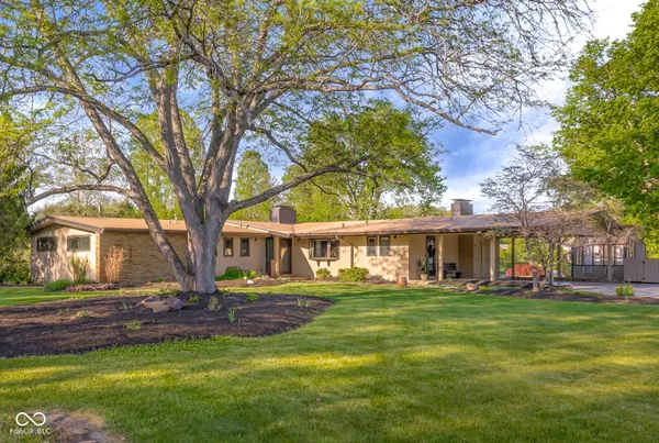 $649,900 | 309 Flatrock Drive, Columbus, IN 47201
