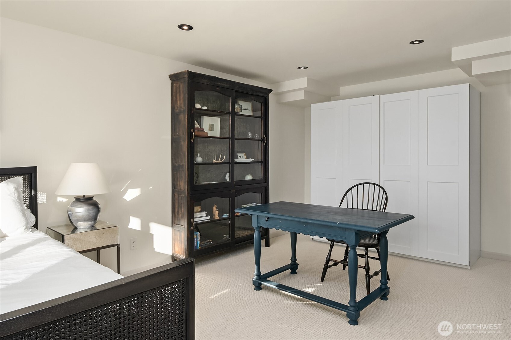 18666 Beverly Road Southwest Normandy Park, WA 98166 - Photo 22 of 38 Gallery Image 22
