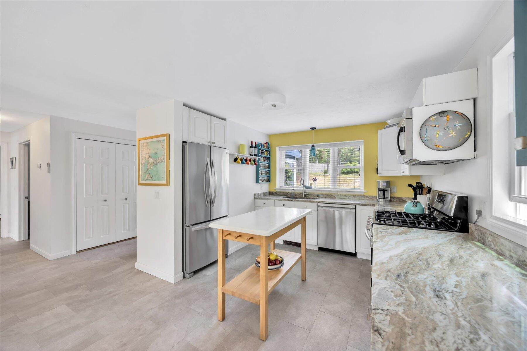 11 Santuit Pond Road Mashpee, MA 02649 - Photo 8 of 40 16-889A3125