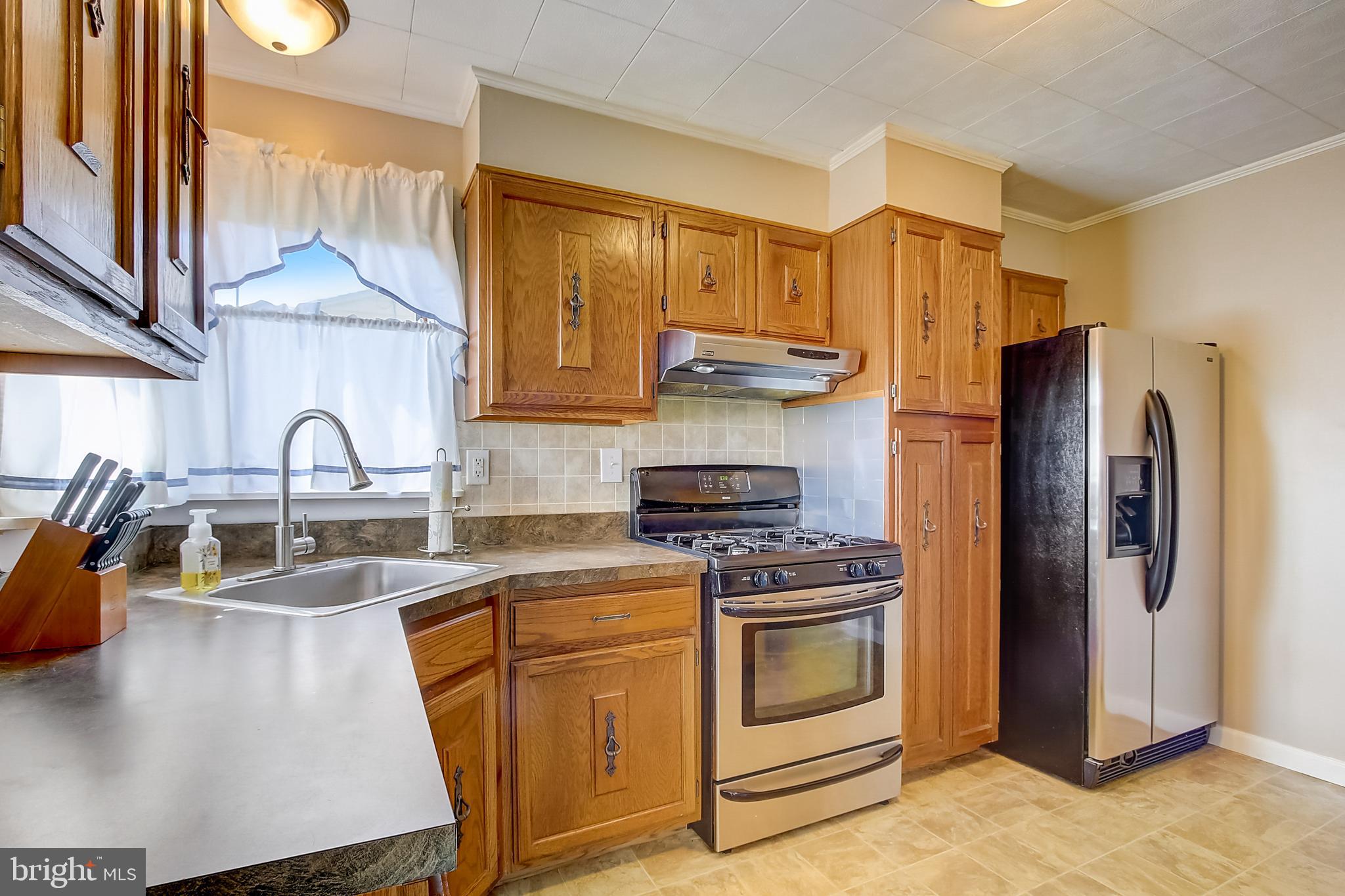 509 Cheddington Road Linthicum Heights, MD 21090 - Photo 14 of 31 Gallery Image 14