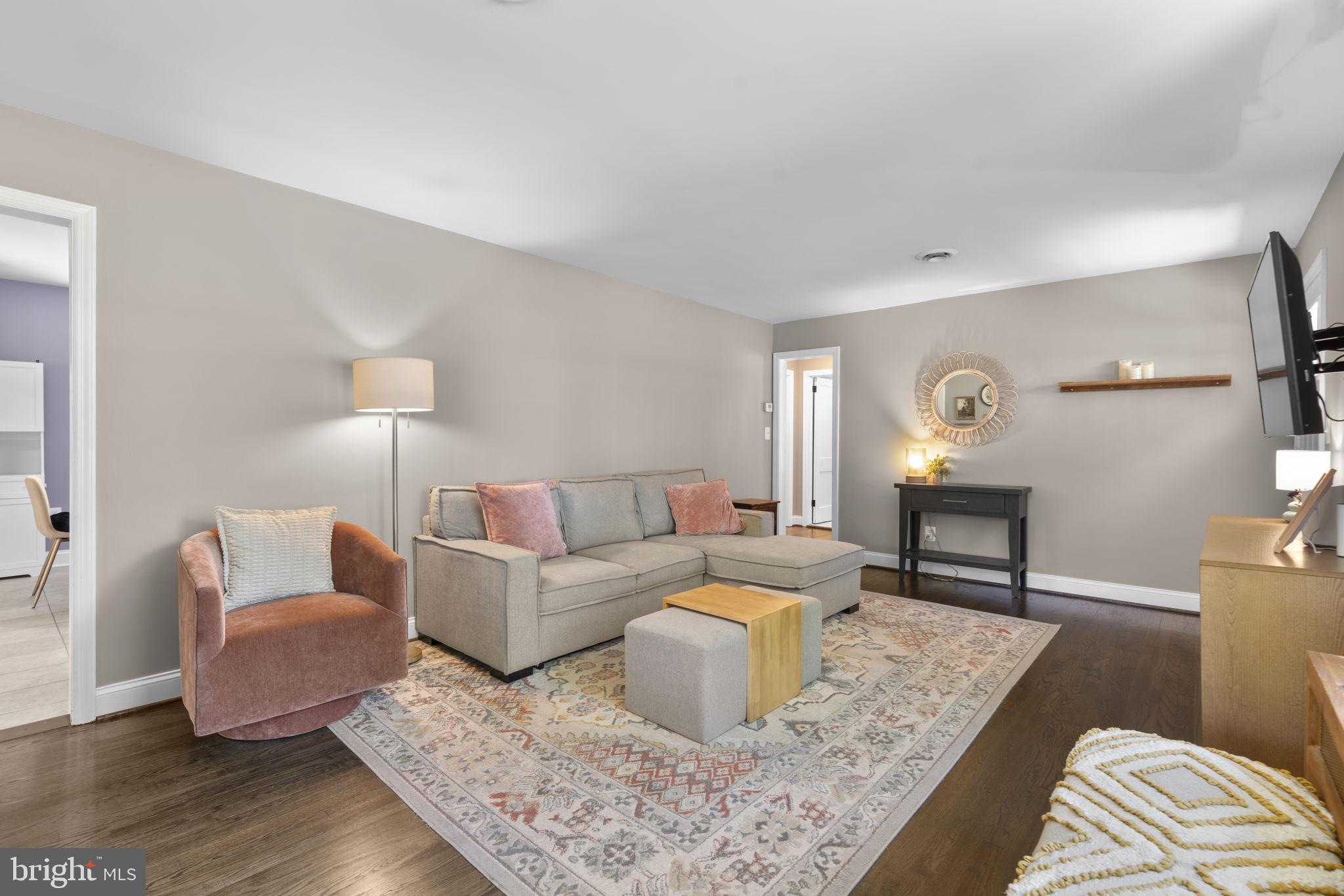 7546 Woodbine Road Woodbine, MD 21797 - Photo 8 of 46