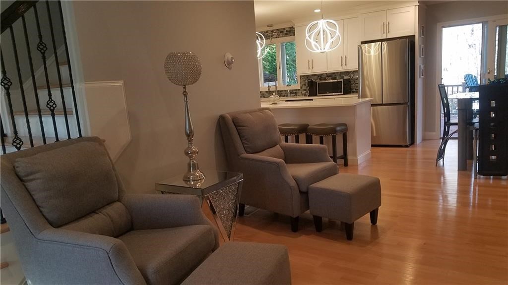 82 Red Hawk Drive Cranston, RI 02921 - Photo 6 of 23