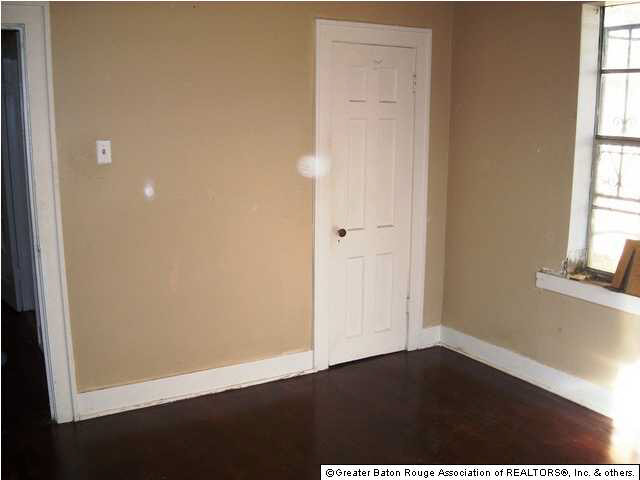 821 Iris Street Baton Rouge, LA 70802 - Photo 8 of 12