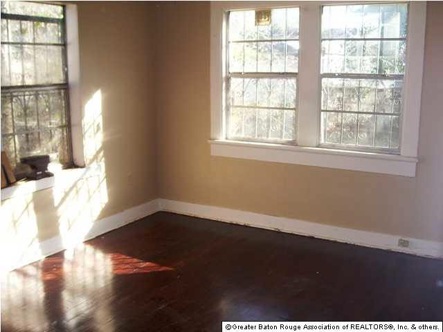 821 Iris Street Baton Rouge, LA 70802 - Photo 9 of 12