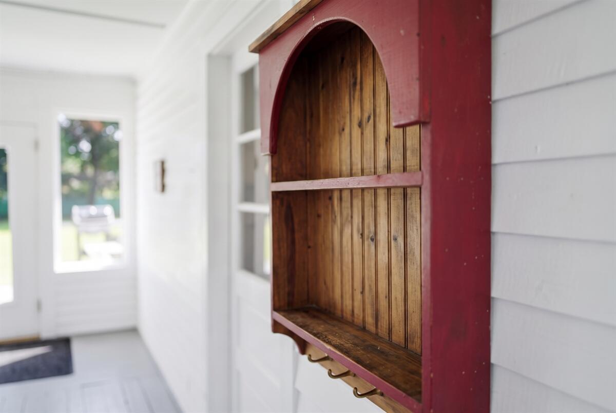 30 Birch Road Auburn, ME 04210 - Photo 12 of 101 078-07_Mudroom 01 _ Arched cabinet