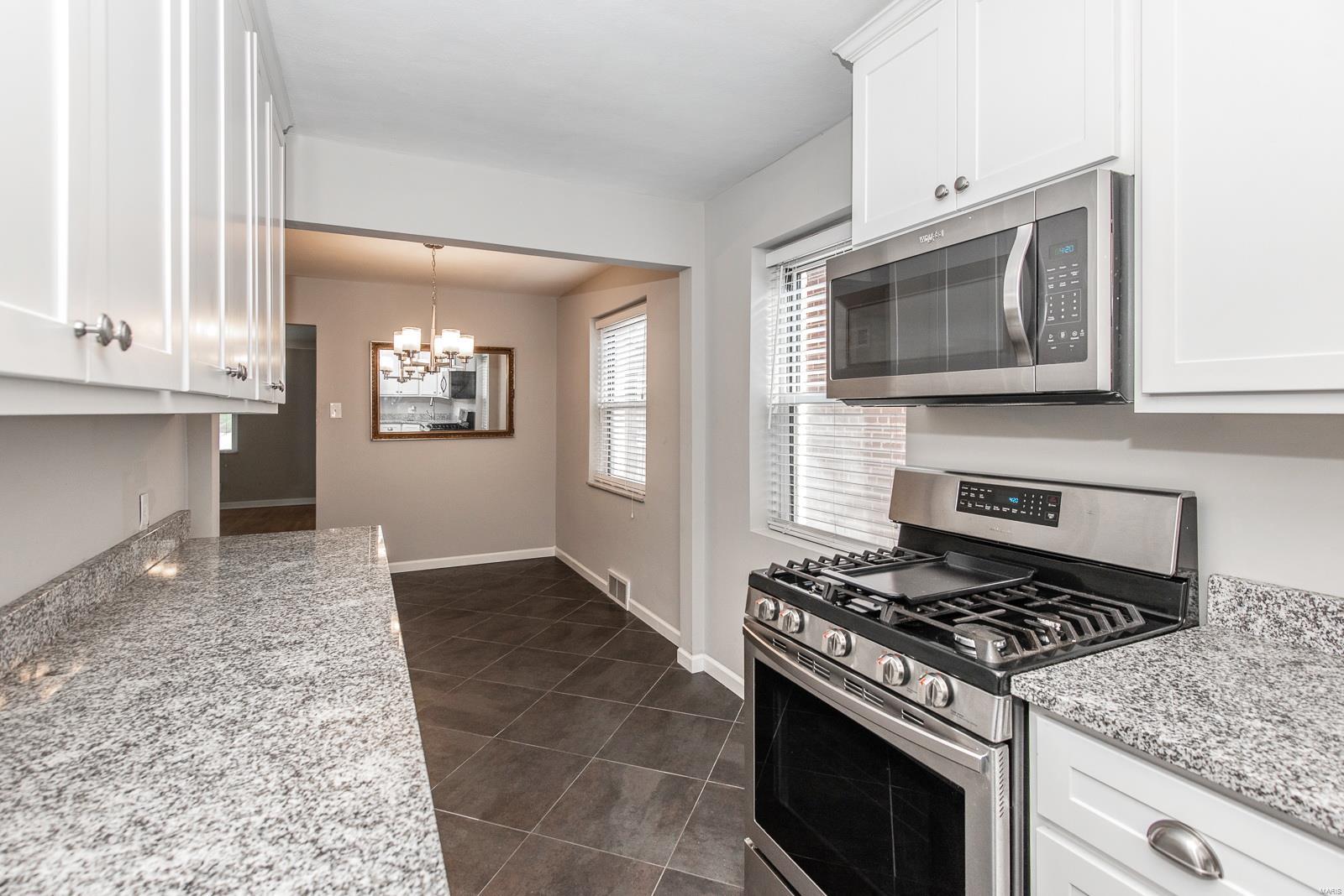 2725 59th Street St. Louis, MO 63139 - Photo 15 of 36