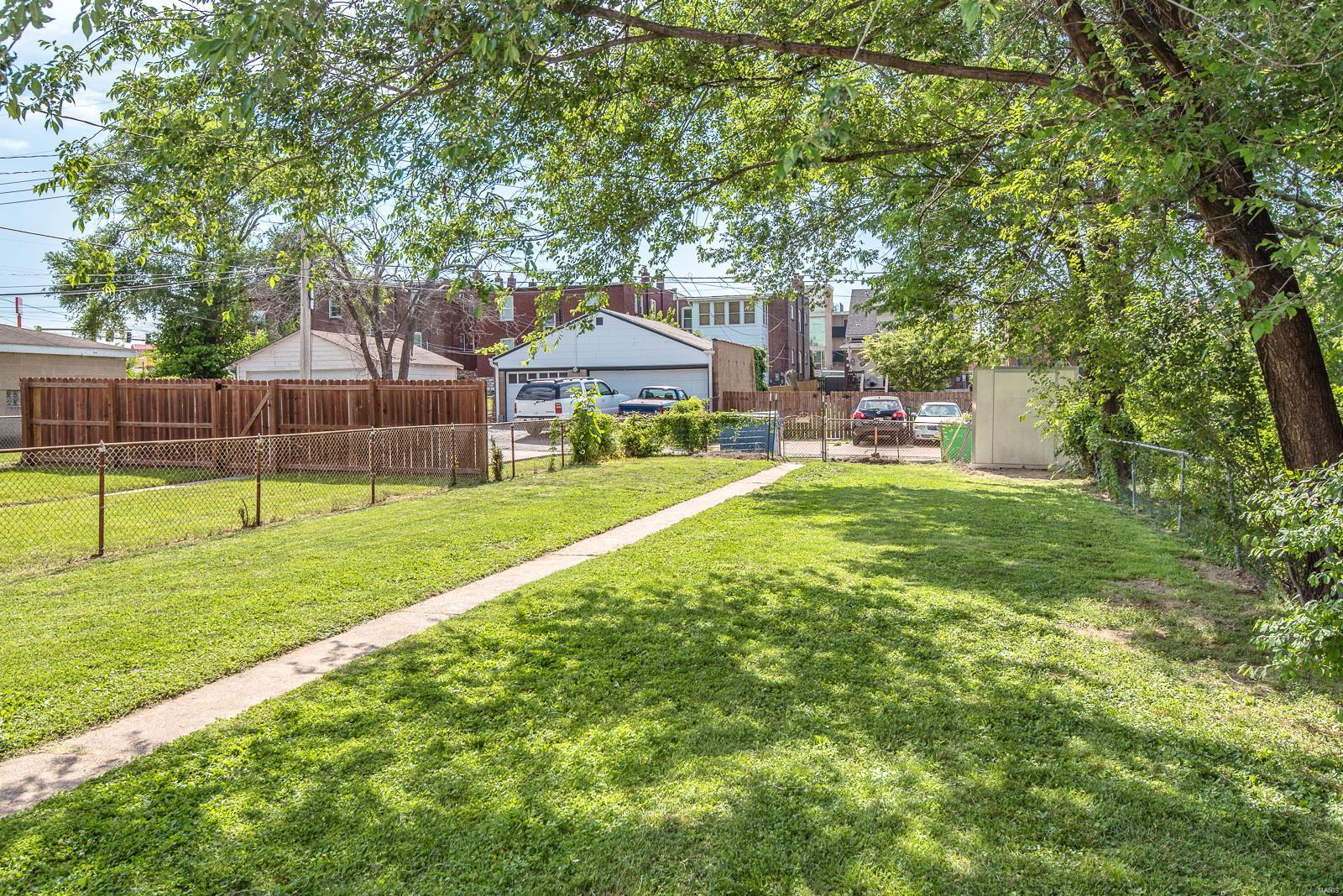 2725 59th Street St. Louis, MO 63139 - Photo 2 of 36