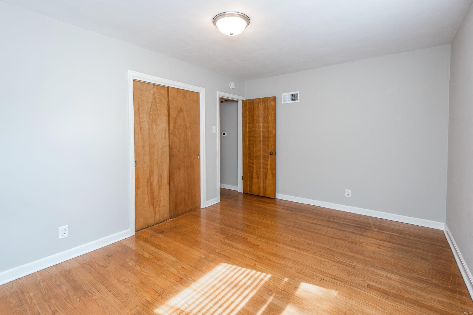 2725 59th Street St. Louis, MO 63139 - Photo 27 of 36
