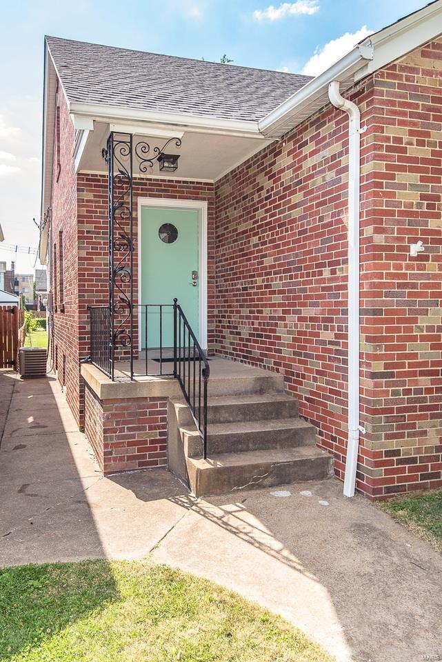 2725 59th Street St. Louis, MO 63139 - Photo 5 of 36