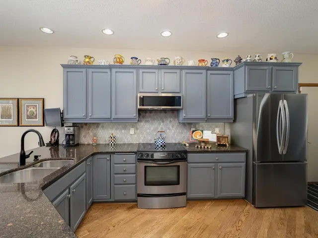 $529,900 | 14401 Flora Way, Apple Valley, MN 55124